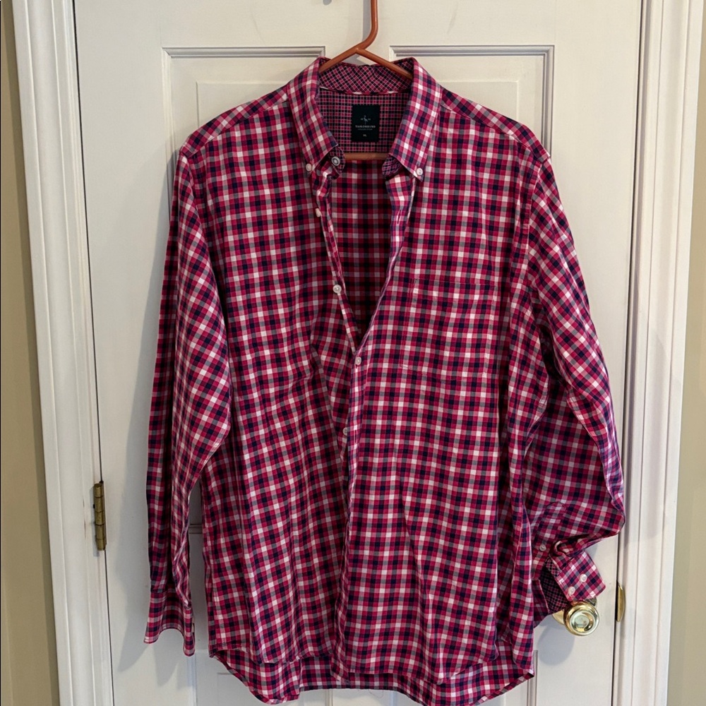 Tailorbyrd Pink and Navy Checkered mens Shirt xl in excellent condtion